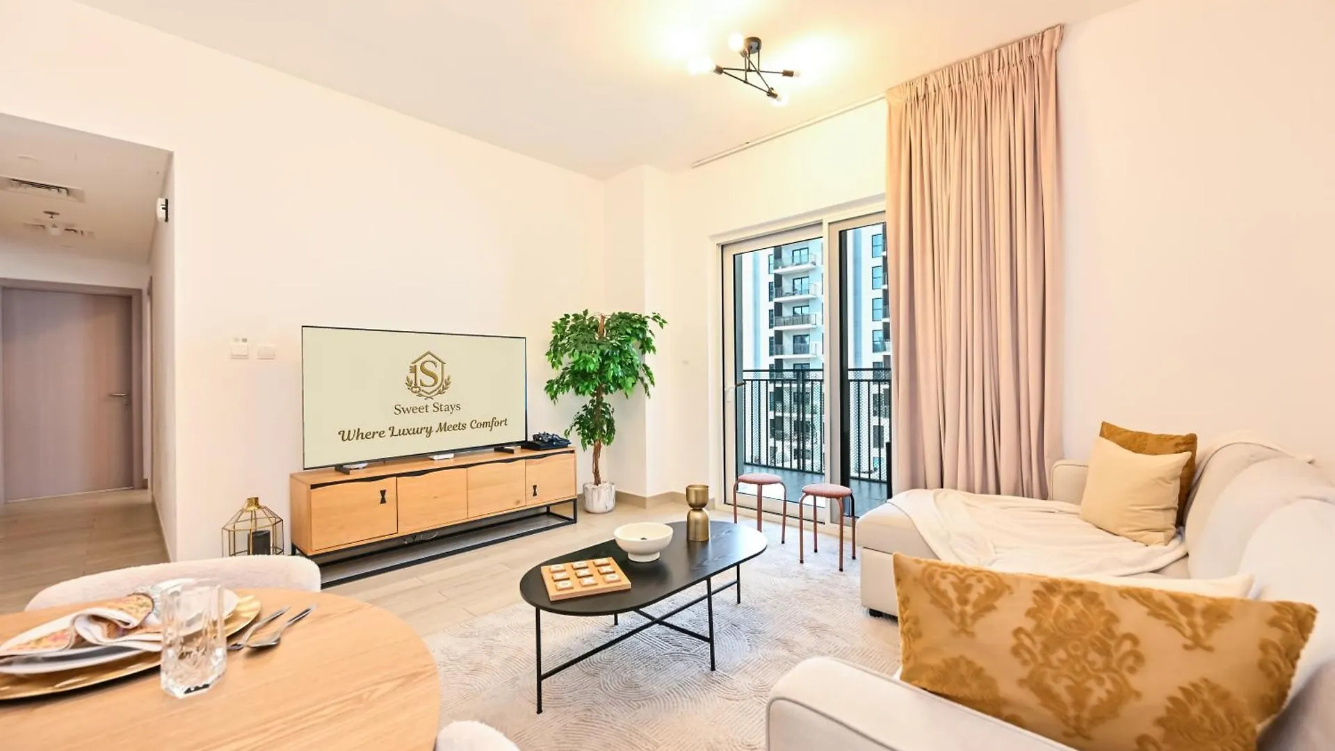 Yas Canal 3 Luxury Apartment Close To F1 And Ferrari World Абу-Даби